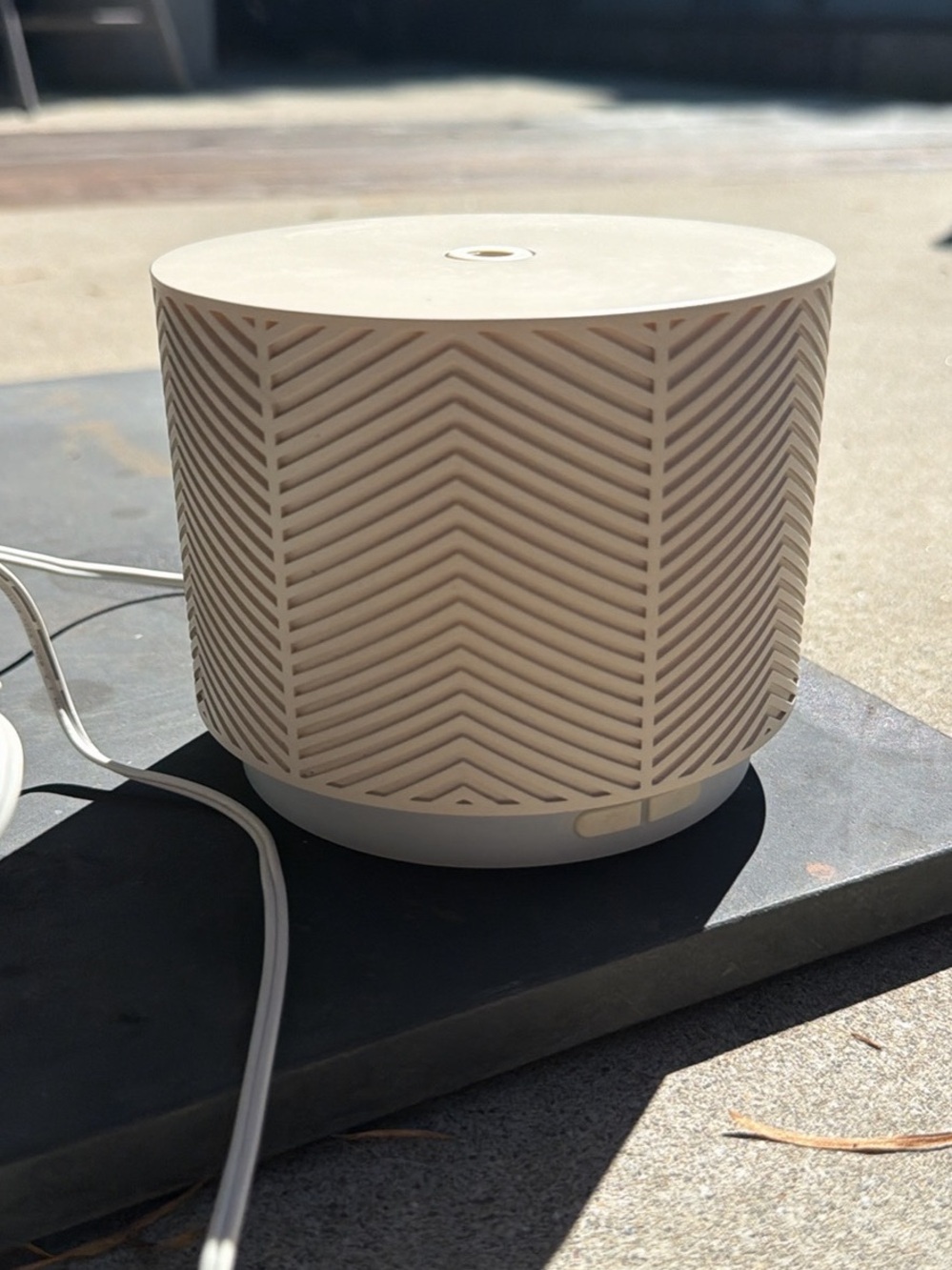 Saje Neutral White Ceramic Chevron Table Diffuser - Saje